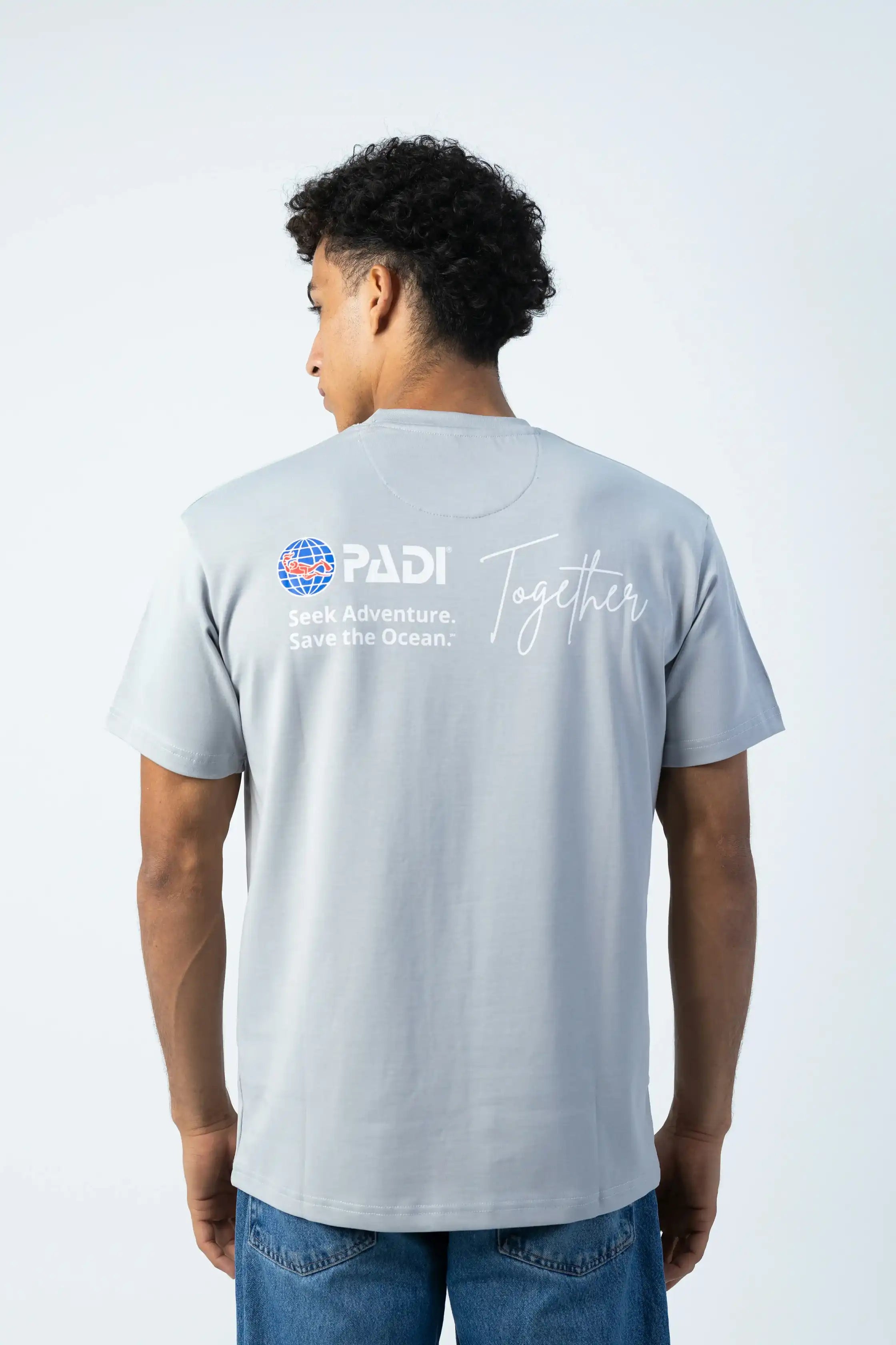 PADI Saso Minimalist Dive Logo T-Shirt – Light Grey