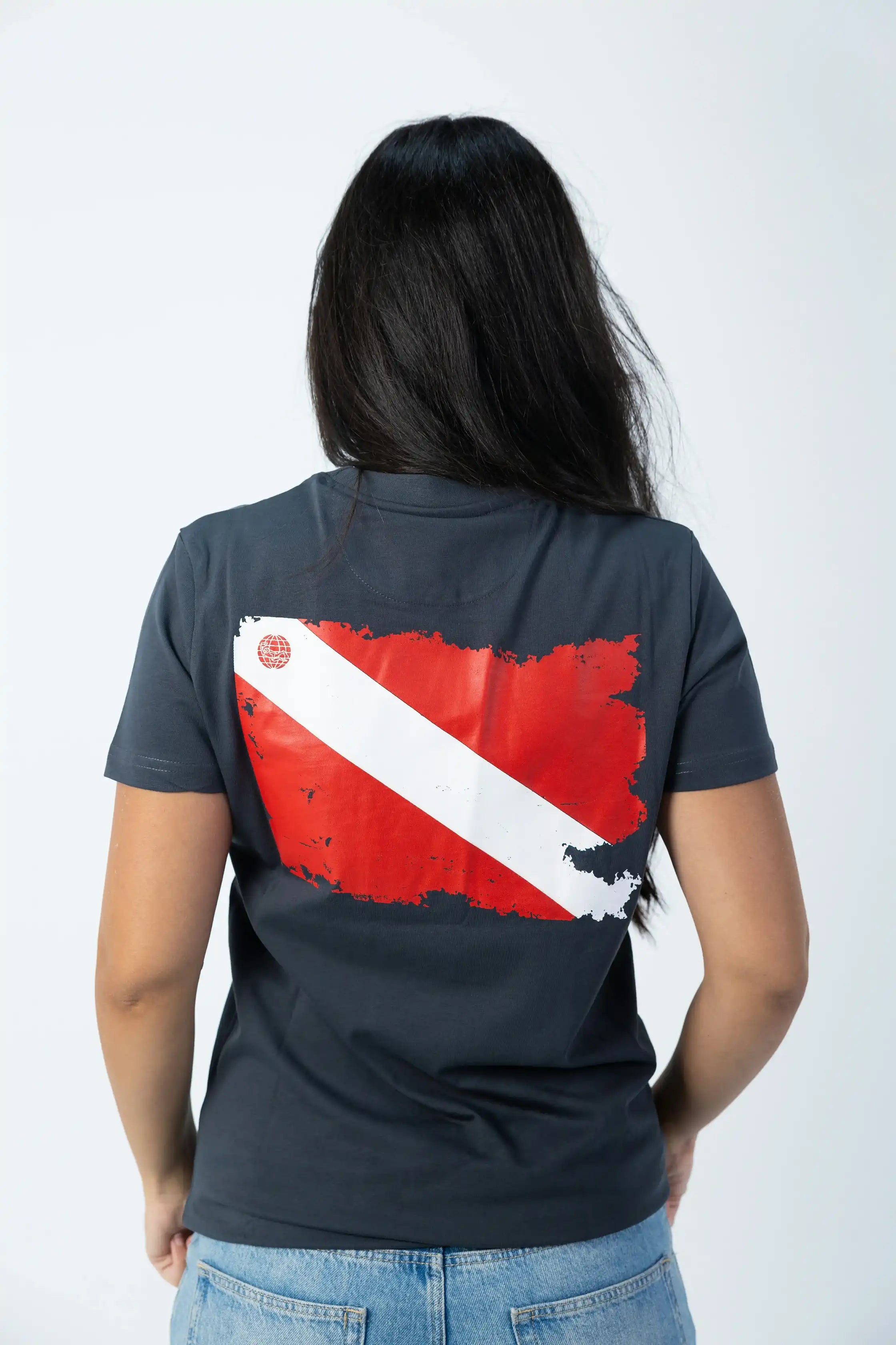 PADI Dive Torn Red X White Flag T-Shirt - Light grey - Over Size - Women